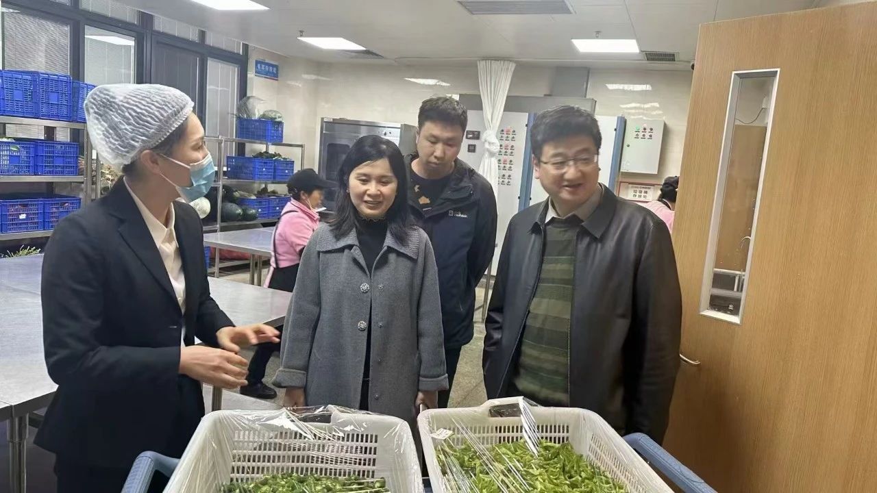 �����ͯҽԺʳ���徲ǿ���ж�����Ժ���´������Ӽ����������������ȷ����ʳ�徲